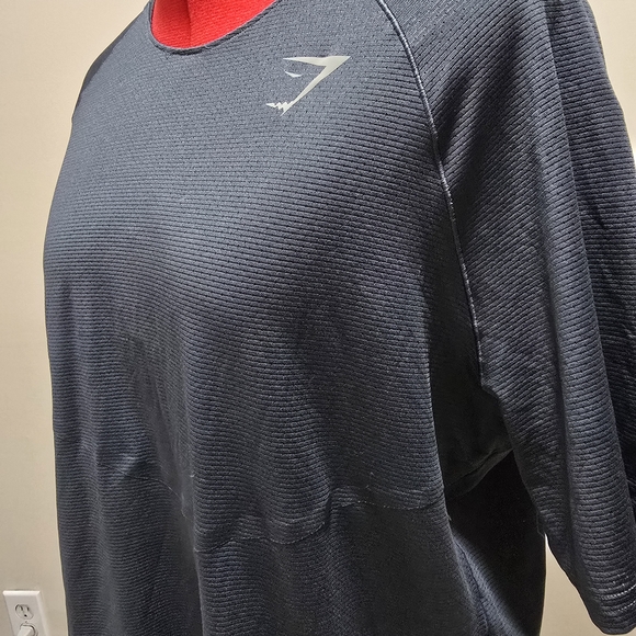 Gymshark Men's Black Performance Shirt - Picture 2 of 4